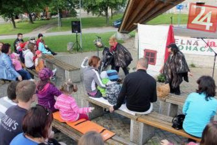 Ilustračný obrázok k článku Nitiranske Pravno ožilo divadlom: Spomínalo sa aj na Jána Roháča