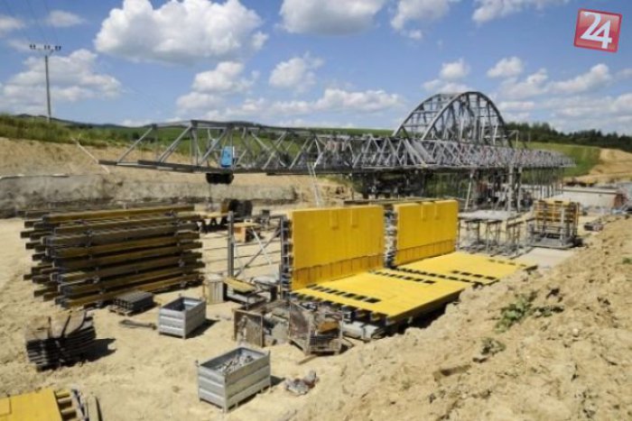 Ilustračný obrázok k článku Až na Ústavný súd: Pre stavebný kartel sa sťažuje okrem Doprastavu aj zvolenský Betamont