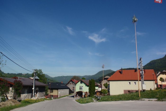 Ilustračný obrázok k článku Obslužné cesty pre stavbu D1 majú ísť cez Hrboltovú a Rybárpole: Občania sú proti