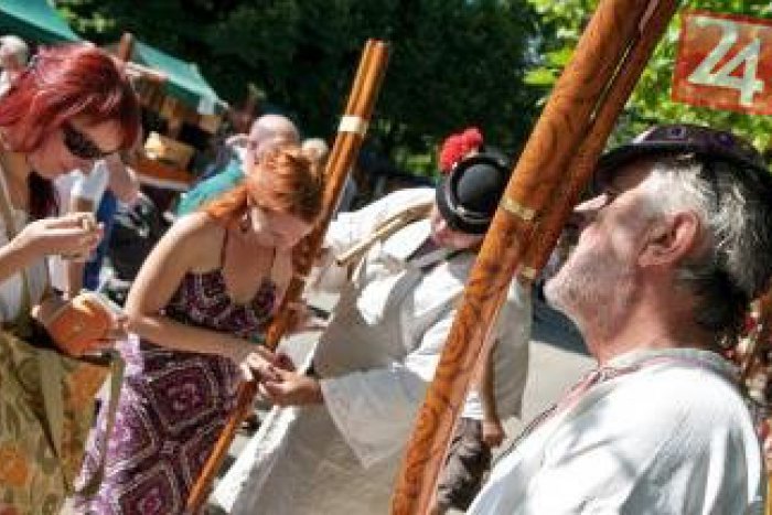 Ilustračný obrázok k článku Netradičné hudobné spojenia: Zvolenský zámok ožije Fujarovým festivalom