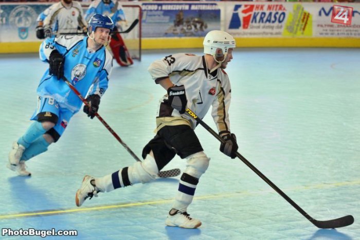 Ilustračný obrázok k článku Hokejbalisi idú za štvrtým titulom: v Prvom finálovom zápase víťazne