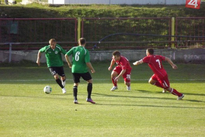 Ilustračný obrázok k článku Futbal: V súboji dvoch Tatranov remíza, Mikulášania pred záverečným kolom na predposlednom mieste