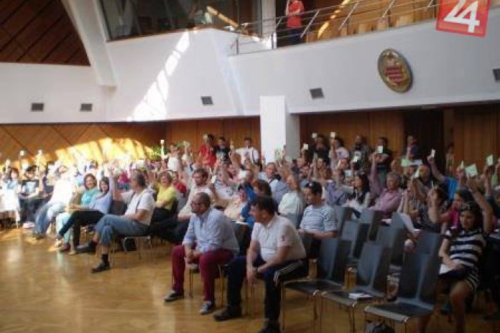 Ilustračný obrázok k článku Rozhodnite o tom, na čo pôjdu peniaze z rozpočtu: V rukách Bystričanov je takmer 20 000 €