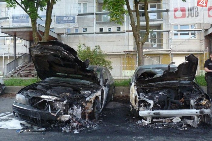 Ilustračný obrázok k článku V Prievidzi opäť horelo: Plamene zasiahli dve luxusné autá!