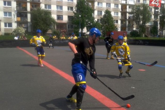 Ilustračný obrázok k článku O bronzovej a zemiakovej priečke je už rozhodnuté: V sobotu čaká hokejbalistov finálový zápas