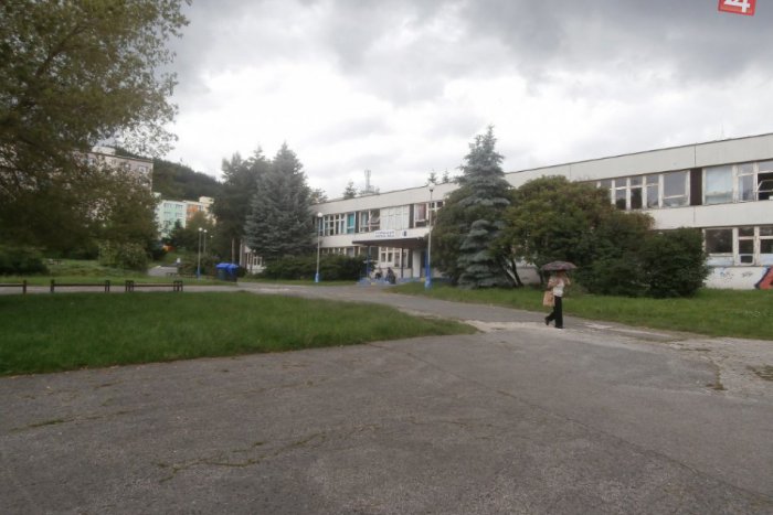 Ilustračný obrázok k článku Bývalé 8-ročné gymnázium vo Zvolene: Sprístupnia jeho vynovenú telocvičňu