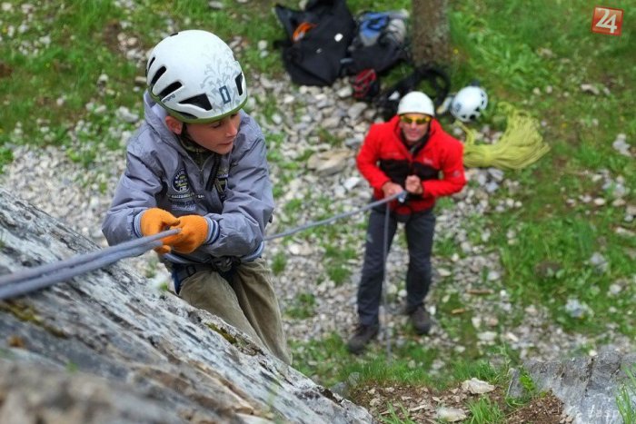 Ilustračný obrázok k článku Deti z detského domova zažili nezabudnuteľný deň v Tatrách: Stali sa malými horolezcami