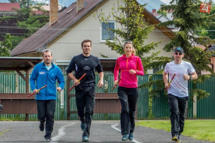 Ilustračný obrázok k článku V Štrbe padol rekord: Odbehnutých až 235 km, najmladší účastník mal 1 mesiac!