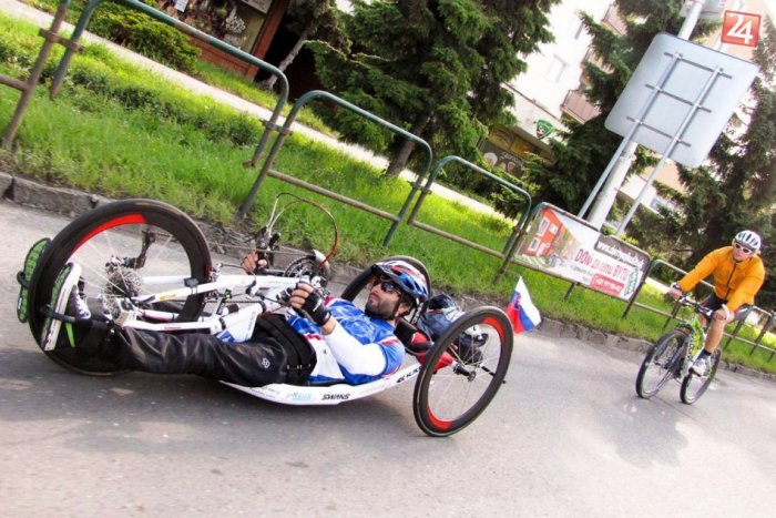 Ilustračný obrázok k článku Majo Ligda prekonal sám seba: Vo filme ukáže ako prešiel na handbiku z L. Mikuláša do Paríža