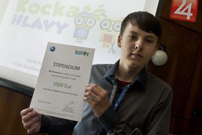 Ilustračný obrázok k článku Najlepšia „kockatá hlava“ je z Detvy: Radovan Tomala je najúspešnejším IT talentom v kraji!