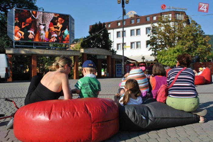 Ilustračný obrázok k článku Žilinčania, máte to vo vlastných rukách: Odštartovalo hlasovanie za filmy, ktoré uvidíme v letnom kine