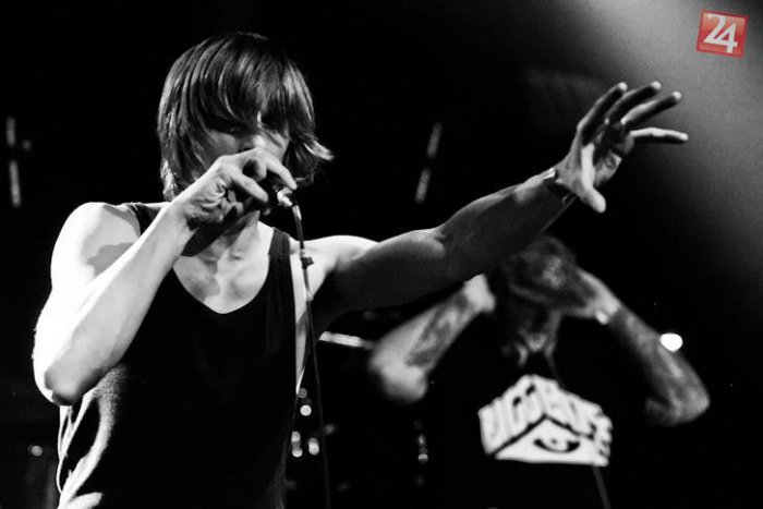 Ilustračný obrázok k článku W.W.W. Neurobeat. Pohoda. 2014.