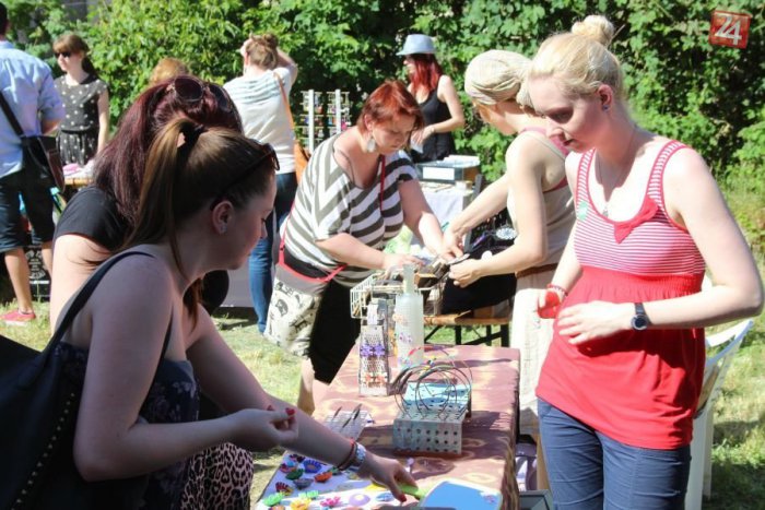 Ilustračný obrázok k článku Priateľská atmosféra a výrobky remeselníkov: Pešia zóna ožila Chuťovými bunkami