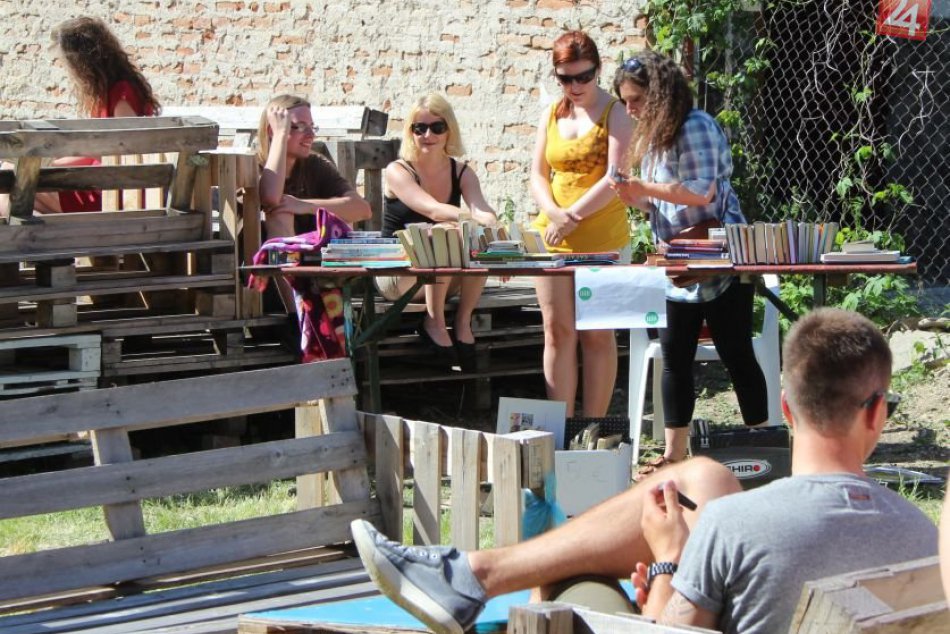 Ilustračný obrázok k článku Ručne robené predmety, dobré jedlo a káva: Prichádza ďalší ročník Chuťových buniek!