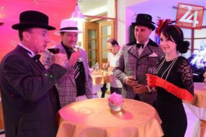 Ilustračný obrázok k článku Otvorenie sezóny vo veľkom štýle: V Kúpeľoch Štós bude originálny juniáles