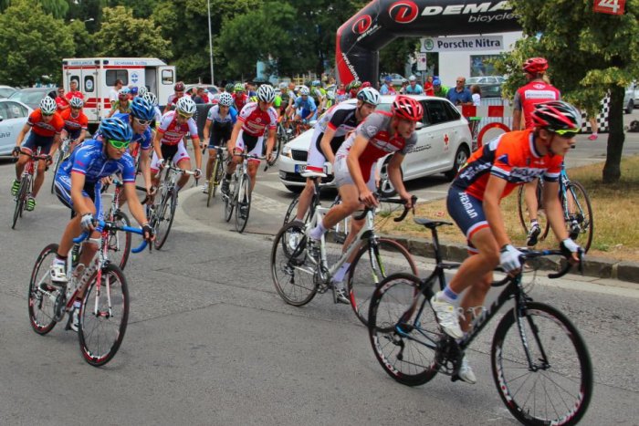 Ilustračný obrázok k článku V Nitre štartovali cyklistické preteky: Divákom sa predstavili mladí športovci