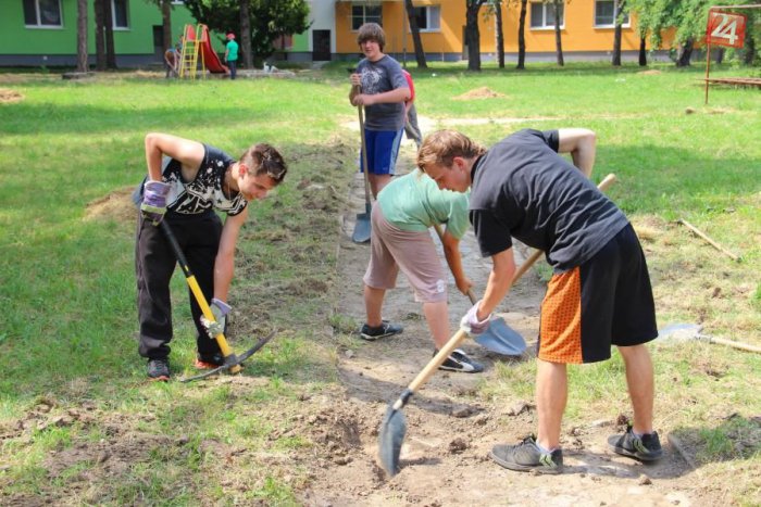 Ilustračný obrázok k článku Pomáhajú bez nároku na odmenu: V nitrianskej Synagóge ocenia dobrovoľníkov