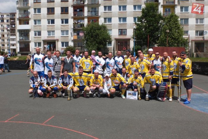 Ilustračný obrázok k článku Popradská hokejbalová liga spoznala svojho majstra: Stal sa ním Aqualand Predators