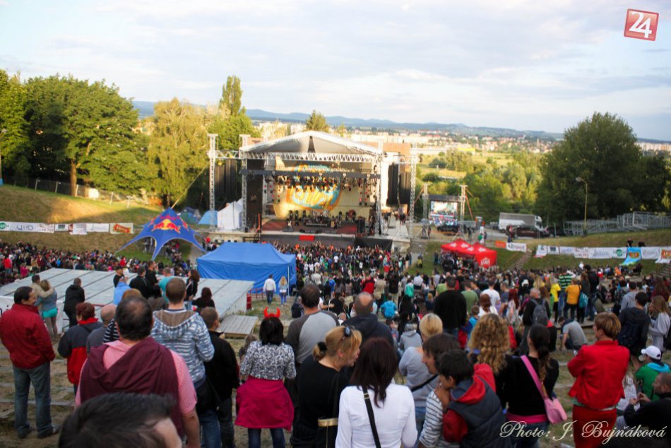 Ilustračný obrázok k článku Poznáme ďalšie mená účinkujúcich na Dobrom festivale: Tešiť sa môžeme najmä na rockovú smršť!