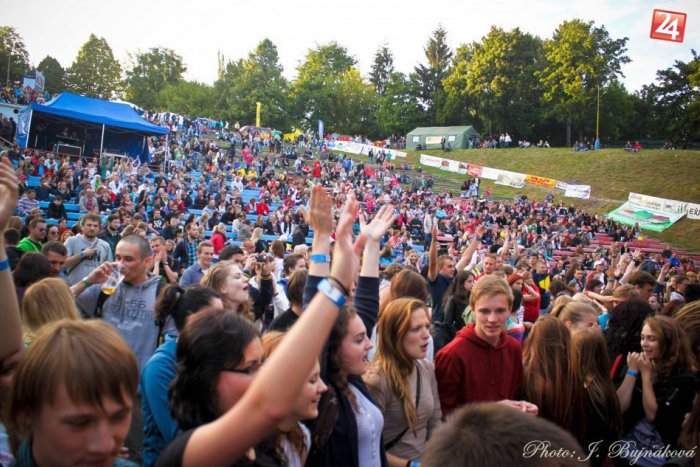 Ilustračný obrázok k článku FOTOREPORTÁŽ: Pozrite si, ako to vyzeralo v úvodný deň Dobrého festivalu