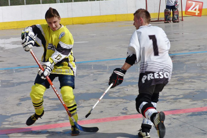 Ilustračný obrázok k článku Boje v play off vrcholia: Spoznali sme druhého finalistu prešovskej hokejbalovej ligy!