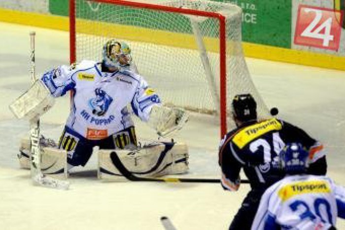 Ilustračný obrázok k článku Oceliari zbroja na budúcu sezónu: Dohodli sa s brankárom Melicherčíkom