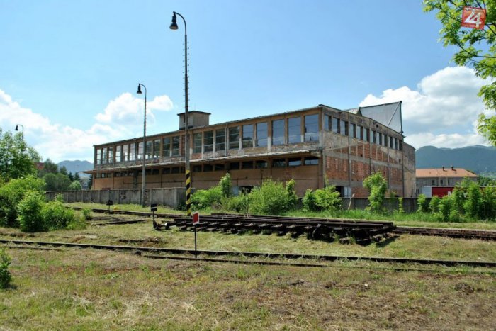 Ilustračný obrázok k článku Poslanci Zberné suroviny nekúpili, galériu moderného umenia chcú v Synagóge