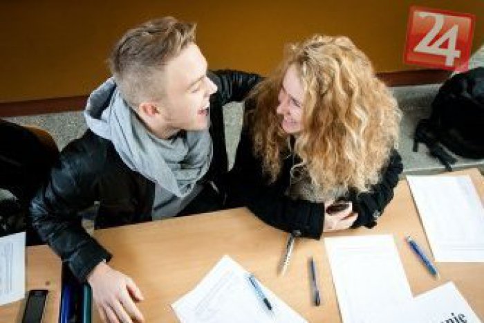 Ilustračný obrázok k článku Školáci sa tešia: Po vysvedčení odštartujú letné prázdniny