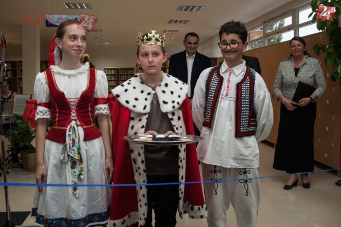 Ilustračný obrázok k článku Knižnica na Západe sa dočkala znovuotvorenia: 80 tisíc kníh vo vynovených priestoroch čaká na čitateľov