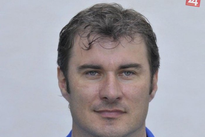 Ilustračný obrázok k článku Kostelníka na lavičke Tatrana strieda Stanislav Varga: Aj toto je dôvod, prečo musel skončiť!