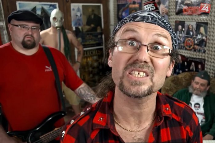 Ilustračný obrázok k článku Kuko a Bijouterrier v novom klipe: Ruský utečenec zakotvil v Nitre