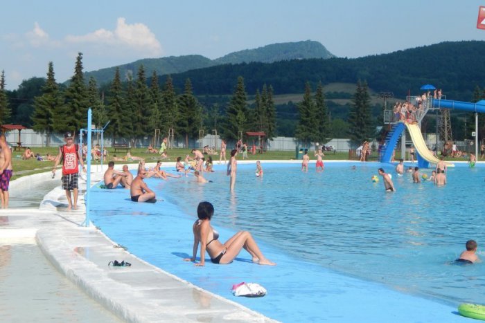 Ilustračný obrázok k článku Novinky na žiarskom kúpalisku: So studenou vodou nepohnú, pribúdajú ale atrakcie!
