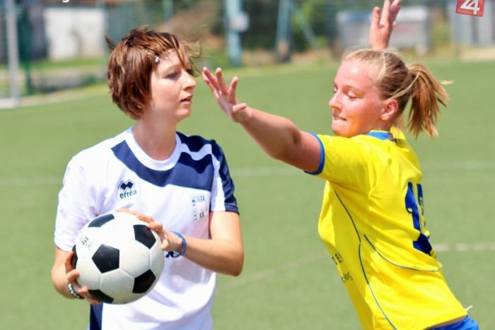 Ilustračný obrázok k článku Nitra privítala športovcov zo zahraničia: Korfbalový víkend je tu!