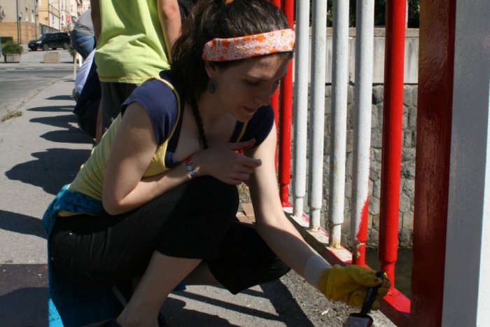 Ilustračný obrázok k článku Mesto pod Urpínom opäť o niečo opeknie: Kde najbližšie zasiahnu dobrovoľníci so štetcami?