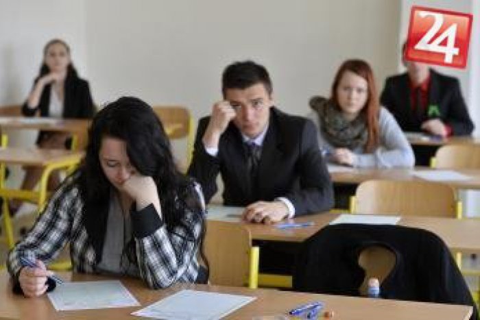 Ilustračný obrázok k článku Maturitný reparát si napíše viac študentov ako vlani. Ktorý predmet nezvládli najčastejšie?