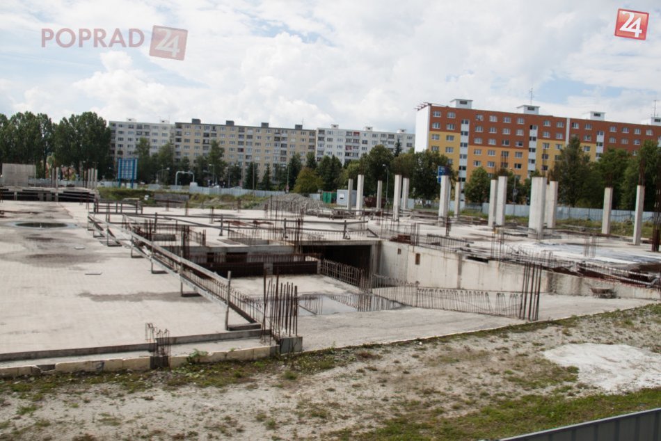 Ilustračný obrázok k článku Problém, ktorý už roky trápi Popradčanov: Zmizne konečne betónová opacha po plánovanom Horse?