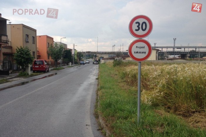 Ilustračný obrázok k článku Obchádzka cez Veľkú sa už skončila. Dajte si pozor na pokuty!