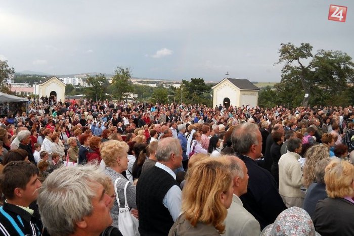 Ilustračný obrázok k článku Veriaci sa stretnú na nitrianskej Kalvárii: Blíži sa tradičná púť k Matke Božej