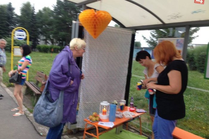 Ilustračný obrázok k článku Kde vám dnes v Žiari nalejú kávu zadarmo? Na TEJTO autobuske :) Pozrite, čo sa tam deje