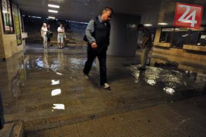 Ilustračný obrázok k článku Búrka, na akú sa len tak nezabudne: Tieto lokality postihlo vyčíňanie počasia najviac