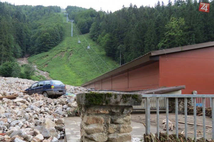Ilustračný obrázok k článku Katastrofou poznačená Vrátna: Geológovia povedali, či môžeme očakávať ďalšie zosuny