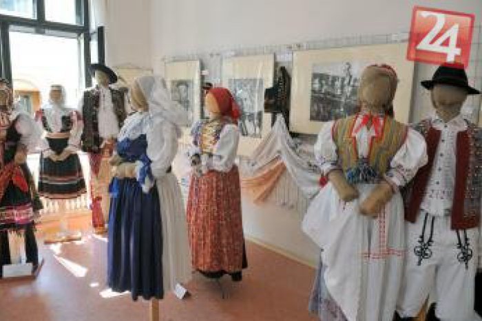 Ilustračný obrázok k článku Medzinárodný festival v Terchovej sa začal: 1100 účinkujúcich, konský sprievod aj ohňostroj