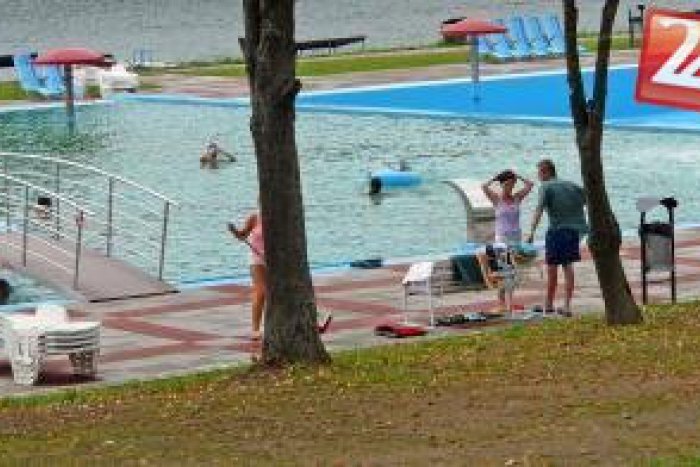 Ilustračný obrázok k článku Toto termálne kúpalisko láka stále viac ľudí: Pribudli bazény, pozrite ďalšie novinky