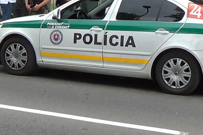 Ilustračný obrázok k článku Humenčana stopla kriminálka: Jaroslav (22) pri zastavovaní vyhodil z auta drogy