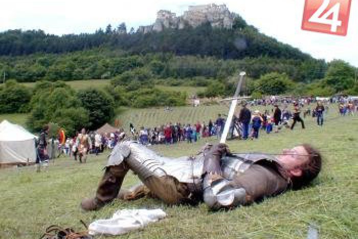 Ilustračný obrázok k článku Letné slávnosti v Lietave sa nezadržateľne blížia: Pozrite si ich kompletný PROGRAM