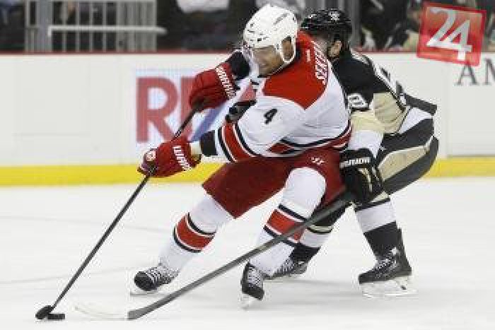 Ilustračný obrázok k článku Víkend našim športovcom neprial: Neuspeli hokejisti a ani futbalisti