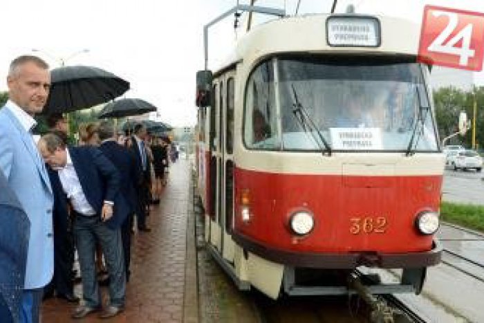 Ilustračný obrázok k článku Netradičná tlačovka košického primátora: Novinárov informoval počas jazdy električkou!