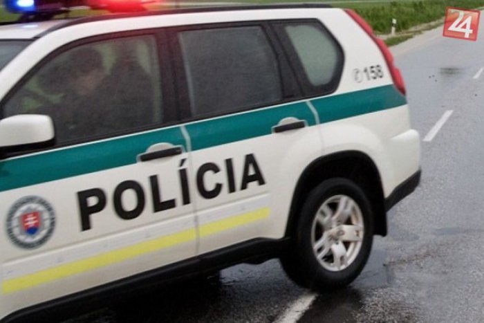 Ilustračný obrázok k článku Popradčanka (39) čelila desivému prepadu: Neznámy muž na ňu zaútočil britvou!