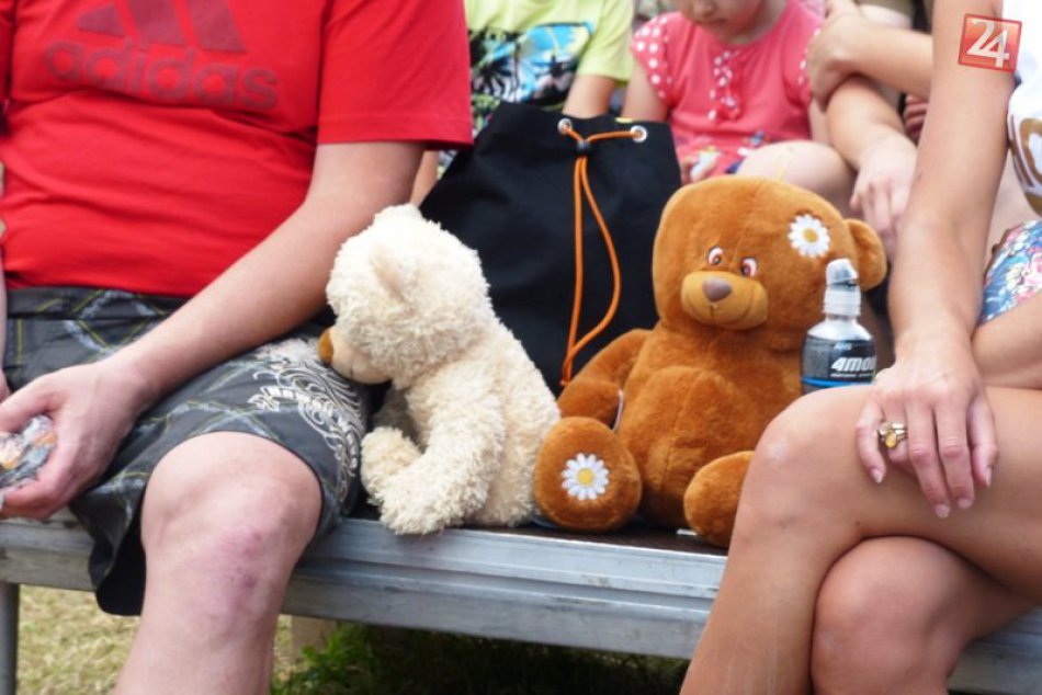 Ilustračný obrázok k článku Tajomná biela dodávka šíri medzi rodičmi strach. Polícia: Deti treba poučiť, ako sa správať pri strete s cudzím človekom