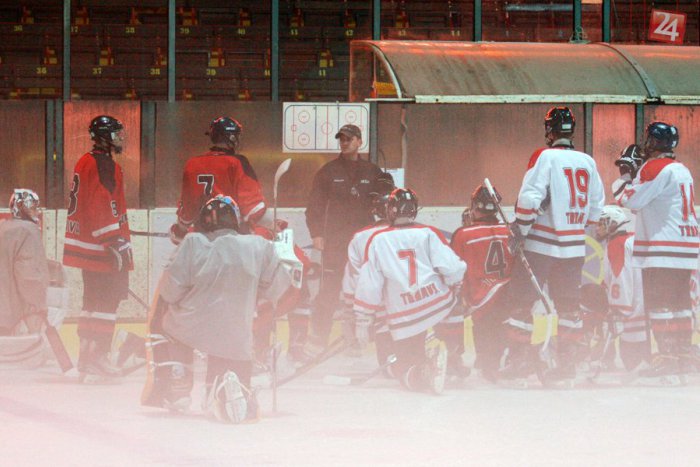 Ilustračný obrázok k článku Gladiátori už zaberajú na ľade: Ako sa zmenil káder mužov?